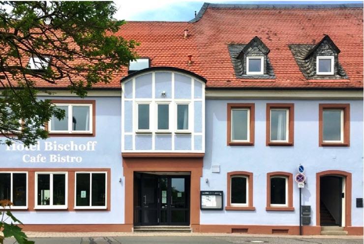 Hotel Bischoff Winnweiler Экстерьер фото